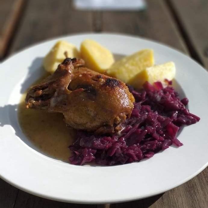 Lesni Restaurace Harrachovka Hotel Tábor Kültér fotó